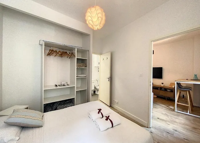 ღ Le Cosy Brienne • T2 Au Centre-ville ღ Metro *